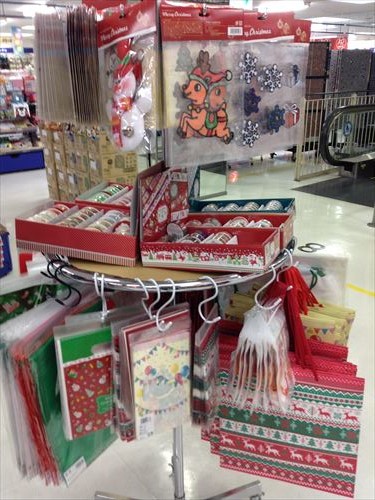 キャンドゥのクリスマスグッズ・クリスマスパーティ&プレゼント