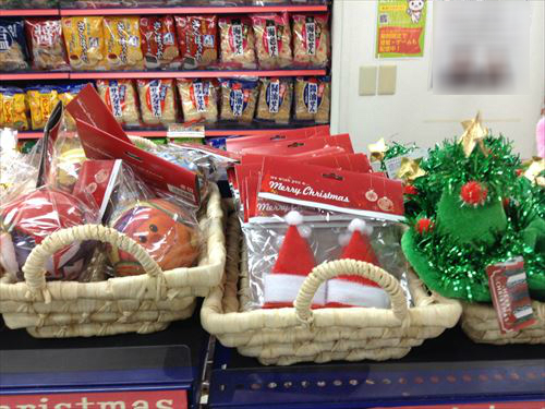 キャンドゥのクリスマスグッズ・クリスマスツリー&オーナメント