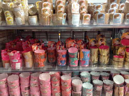 ダイソーバレンタインチョコ関連グッズ・チョコやチョコマフィンを入れるカップv