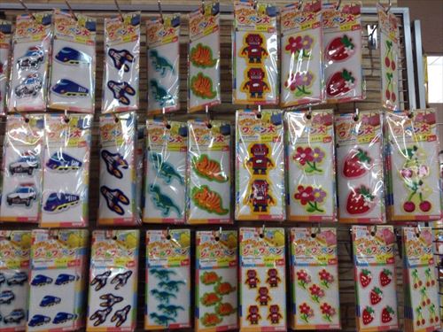 ダイソーの入園&入学準備グッズ・シールワッペン