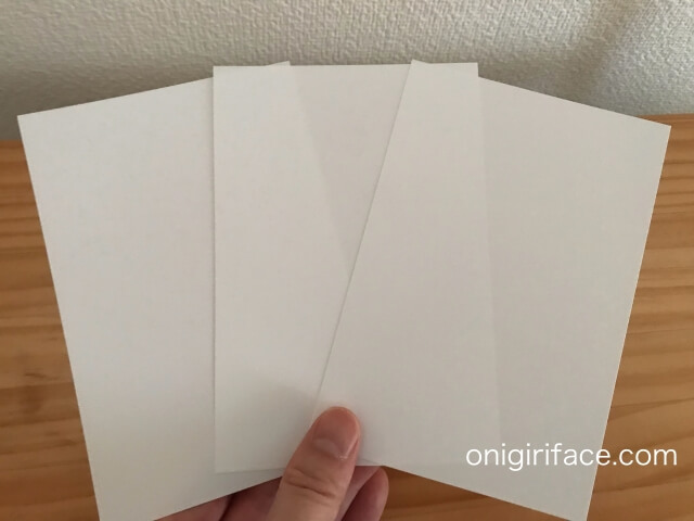 100均キャンドゥ(Cando)「プラバン フロスト(ホワイト)インクジェットプリンター用」裏面はザラザラしている