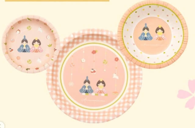 ダイソーひな祭りグッズ2026「パーティー用の紙皿（ひな人形デザイン）」