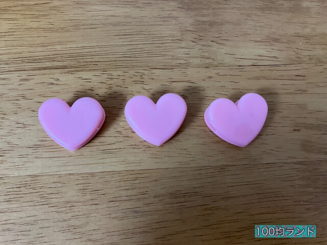 キャンドゥの文房具・文具「ハート型のクリップ」